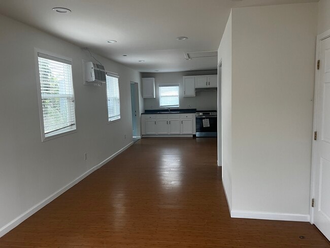 Photo - 12412 Gilmore Ave
