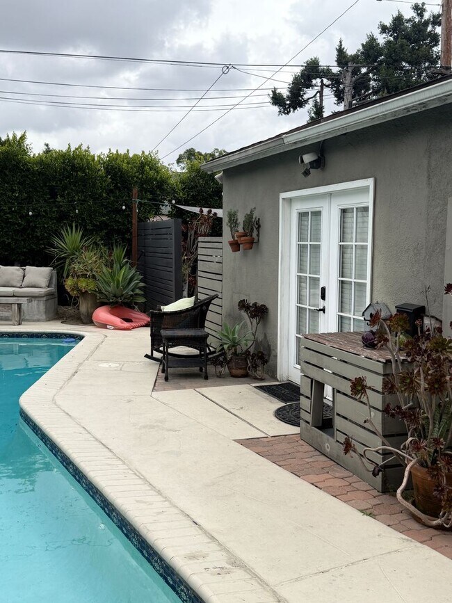Photo - 6254 Agnes Ave