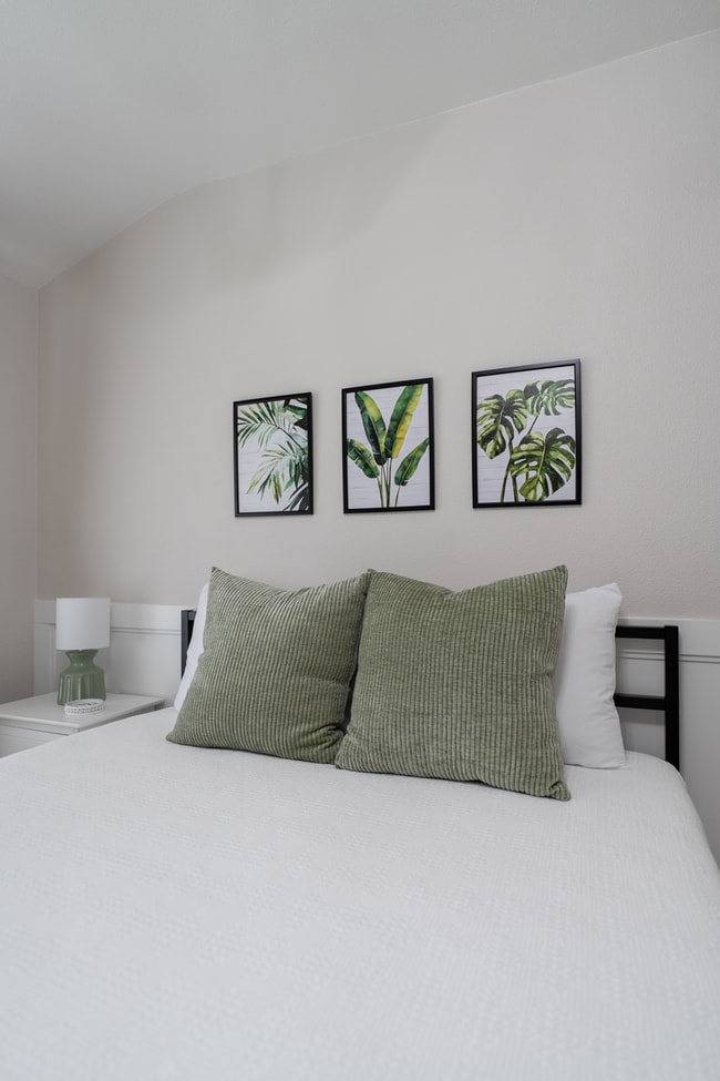 Photo - 10838 Newcomb Ave