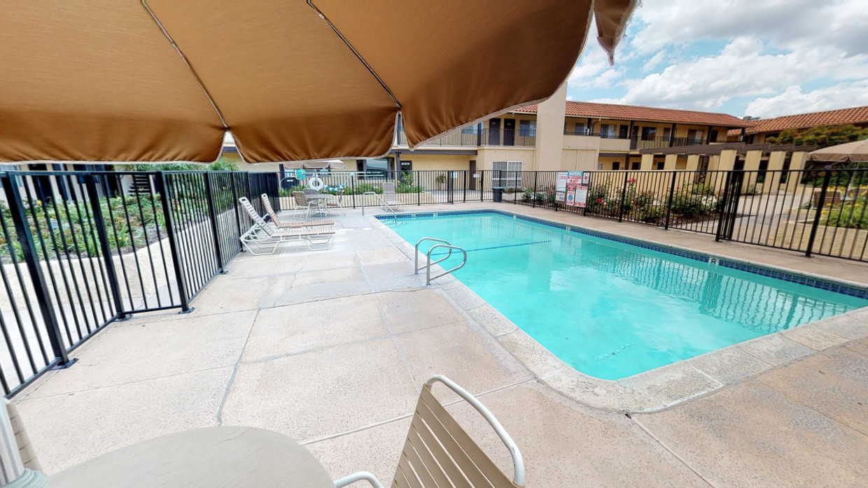 3D Tour - Casa Commonwealth Apartments