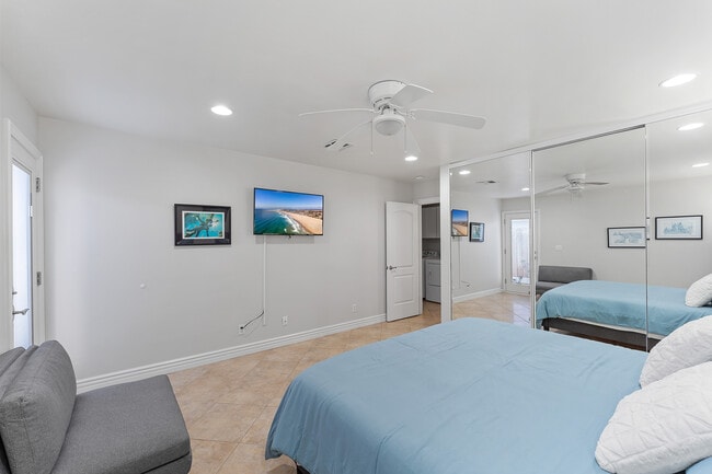 Photo - 121 Los Angeles Ave