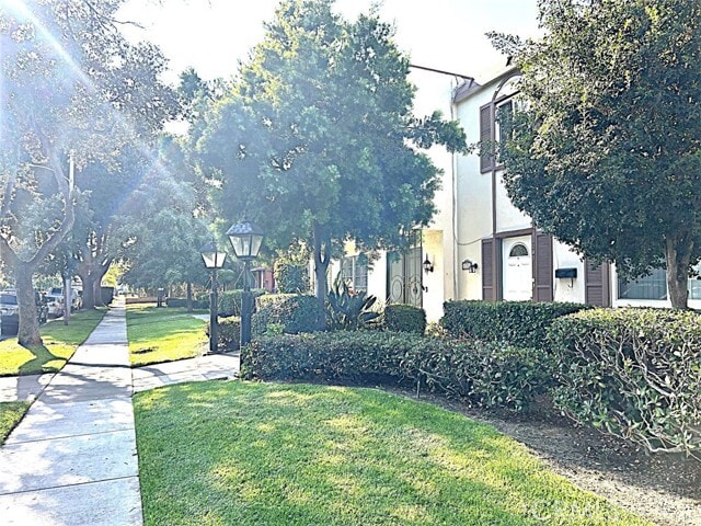 Photo - 1787 W Greenleaf Ave