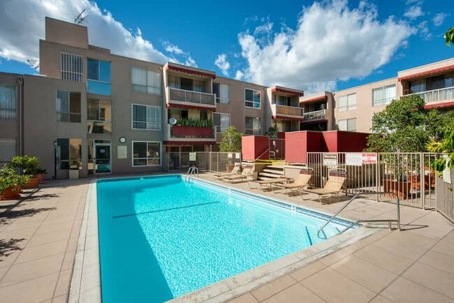 Photo - Beautiful Home In Desirable Hollywood Area!