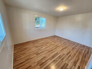 Photo - 10447 Cantara St