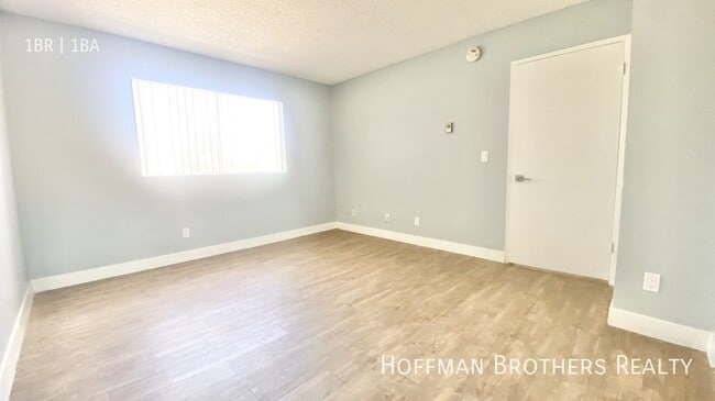 Photo - 662 W 12th St Unit 212