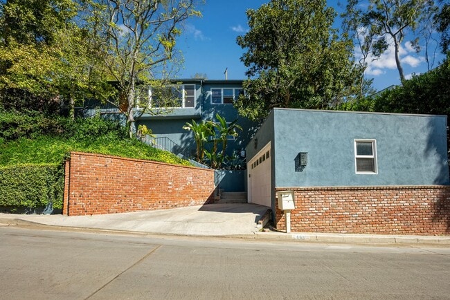 Building Photo - Charming Mid-Century Home for Lease in Pasadena’s San Rafael Hills