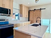 Photo - 22404 Vanowen St