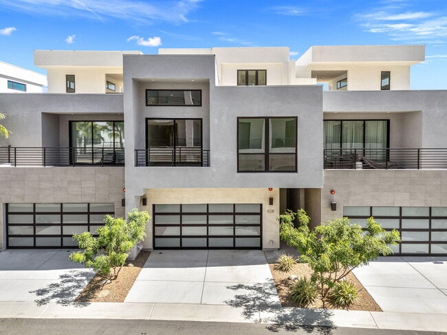 Building Photo - 928 Galaxy Dr