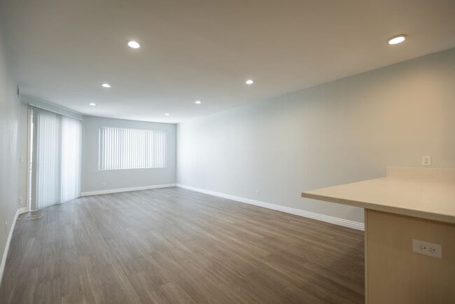 Photo - 1865 North Fuller Ave