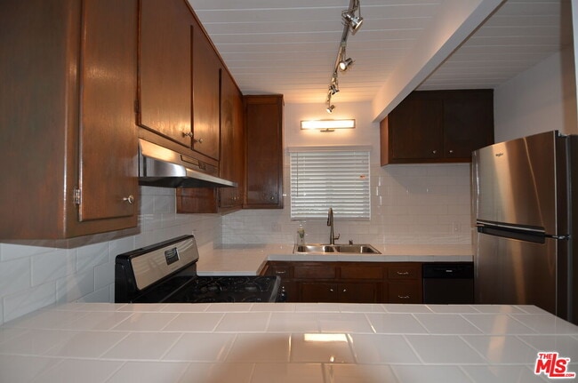 Photo - 3113 5th St Unit # B