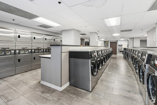 Laundry Facilities - Commodore Regency Apartments