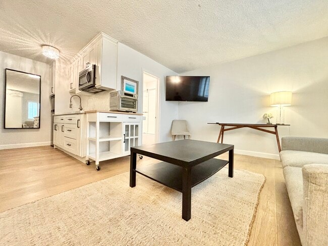 Photo - 1102 11th St Apartment Unit 106