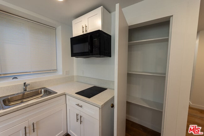 Photo - 1420 Alvarado Terrace Unit 14