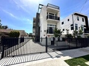 Photo - Beautiful Modern Luxury 4 Story Townhome -...