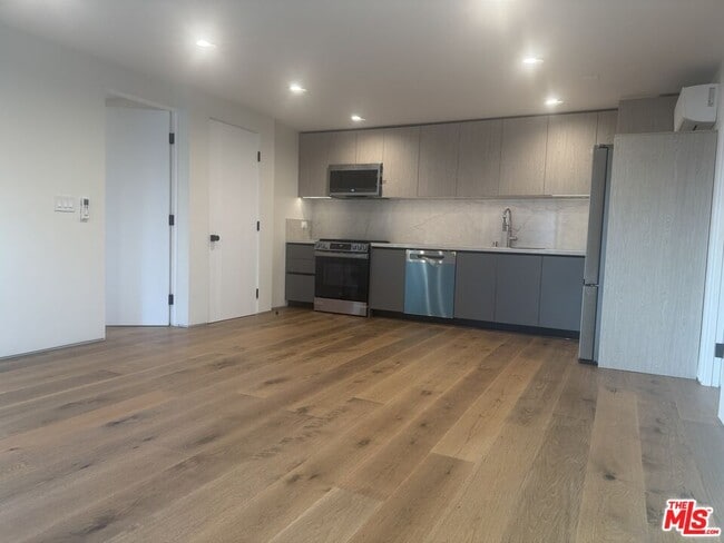 Building Photo - 8261-8264 4th St