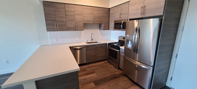 Photo - 4965 S Centinela Ave