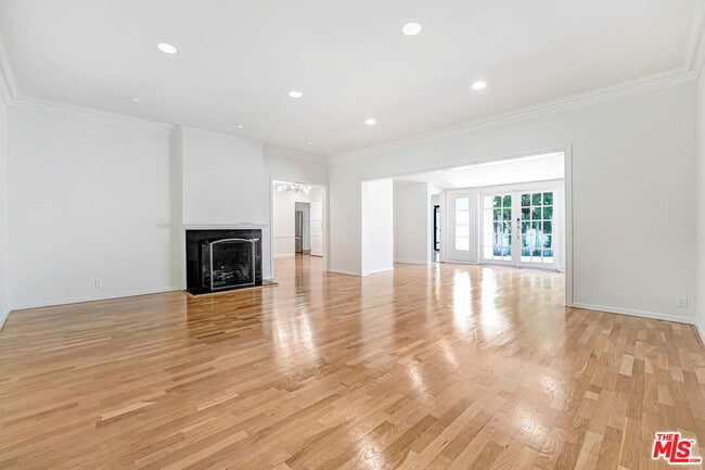 Photo - 1216 Peck Dr