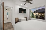 Photo - 1601 Kraft St House