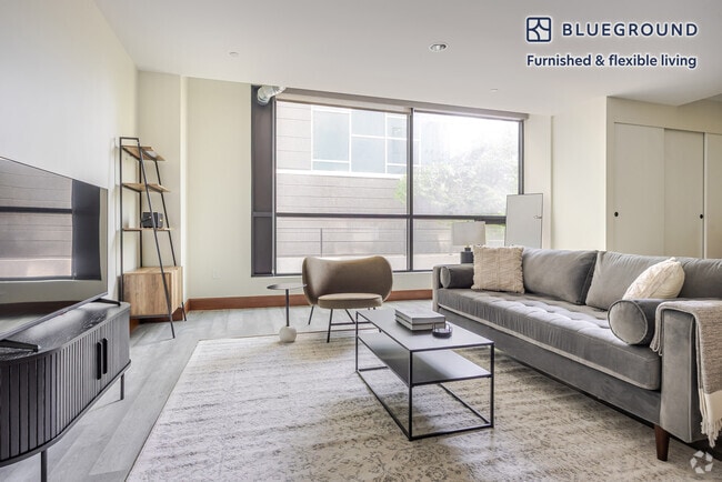Building Photo - 110 W Ocean Blvd Rental
