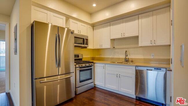 Photo - 155 S Oxford Ave Unit 404