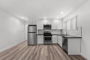 Photo - 925 W 30th St Apartment Unit 14A