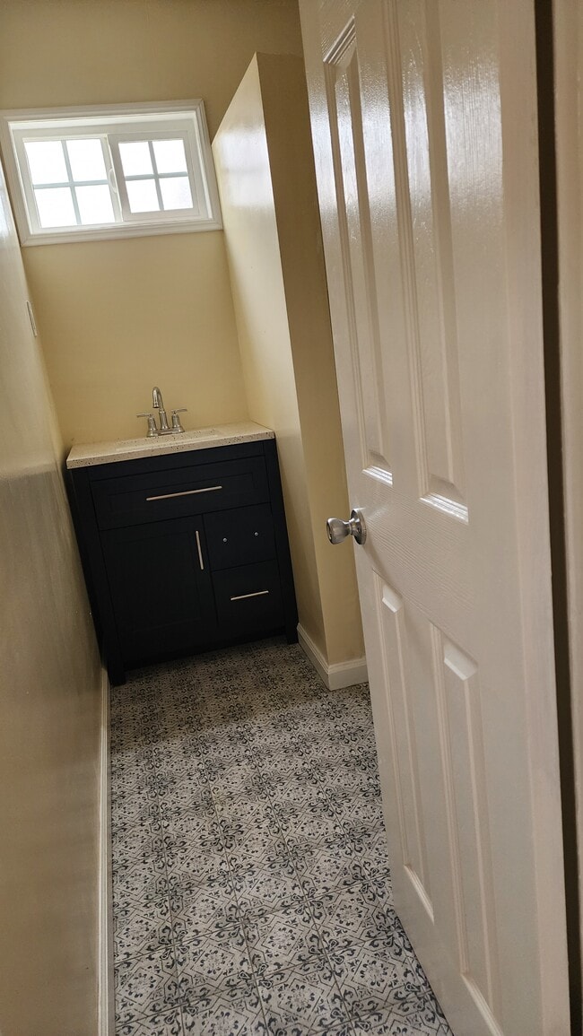 Photo - 2320 Cerritos Ave