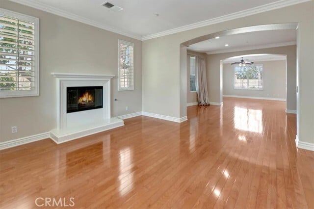 Photo - 2 La Salle Lane