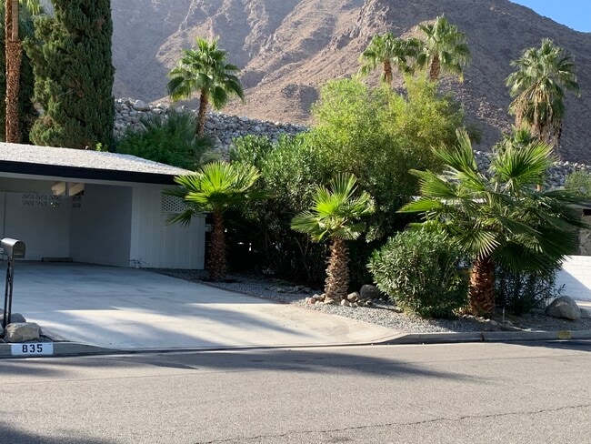 Garage area - 835 N Rose Ave