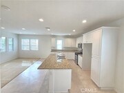 Photo - 879 Iris Way Unit A