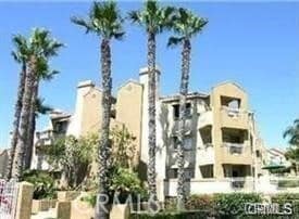 Photo - 310 Lake St Unit 213