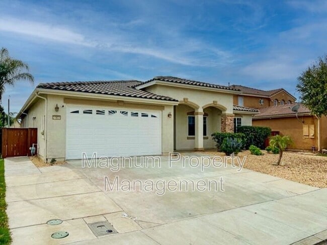 Photo - 31651 McCartney Dr