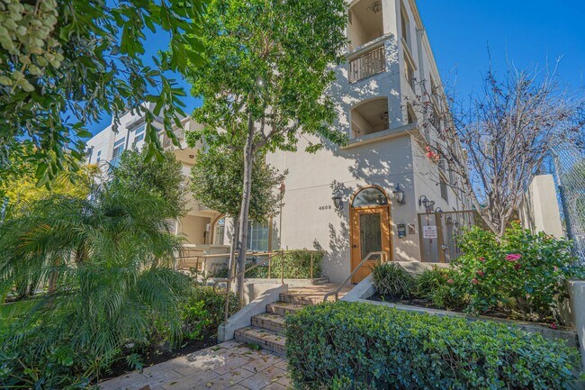 Building Photo - 4609 Kester Ave