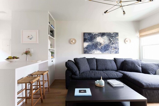 Photo - Beach Street 1 Bedroom Apartments Unit C