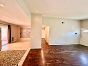 Photo - 932 Blossom Hill Dr House