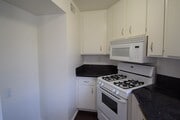 Photo - 5921 Whitsett Ave Apartment Unit 201