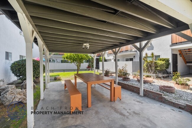 Photo - 8721 Imperial Hwy.