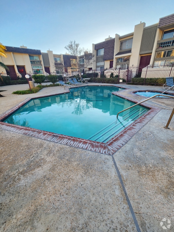 Building Photo - 9950 CA-27 Rental