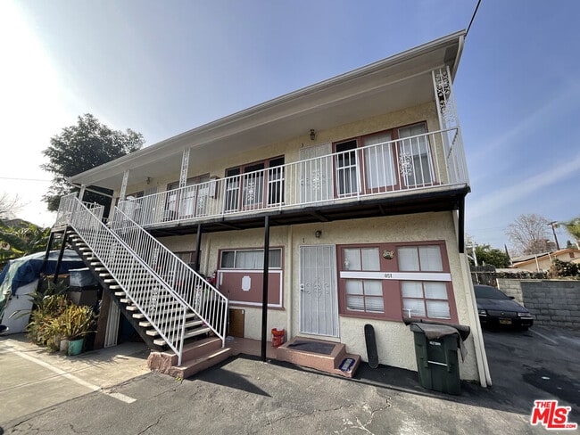 Building Photo - 849 Garfield Ave