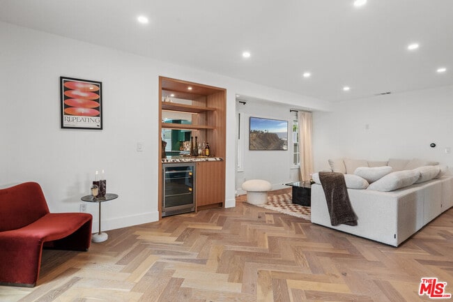 Photo - 9024 Keith Ave