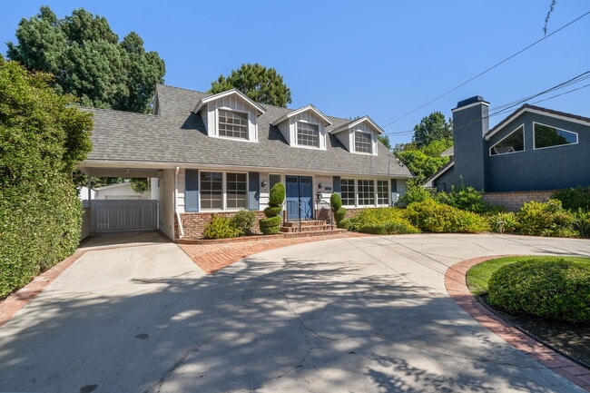 Building Photo - 15473 Lemay St