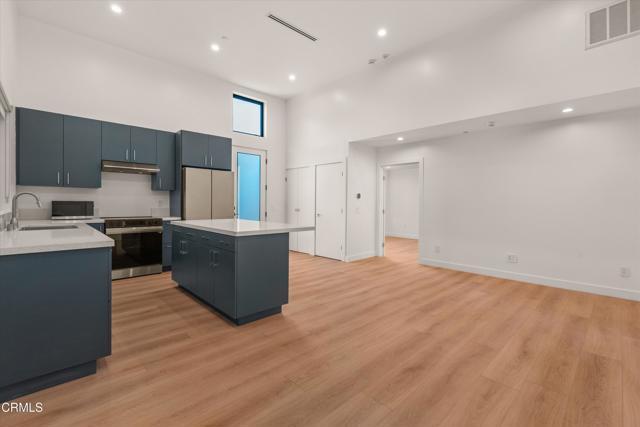 Photo - 2209 Cazador Dr