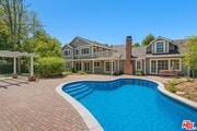 Photo - 21663 Ulmus Dr House
