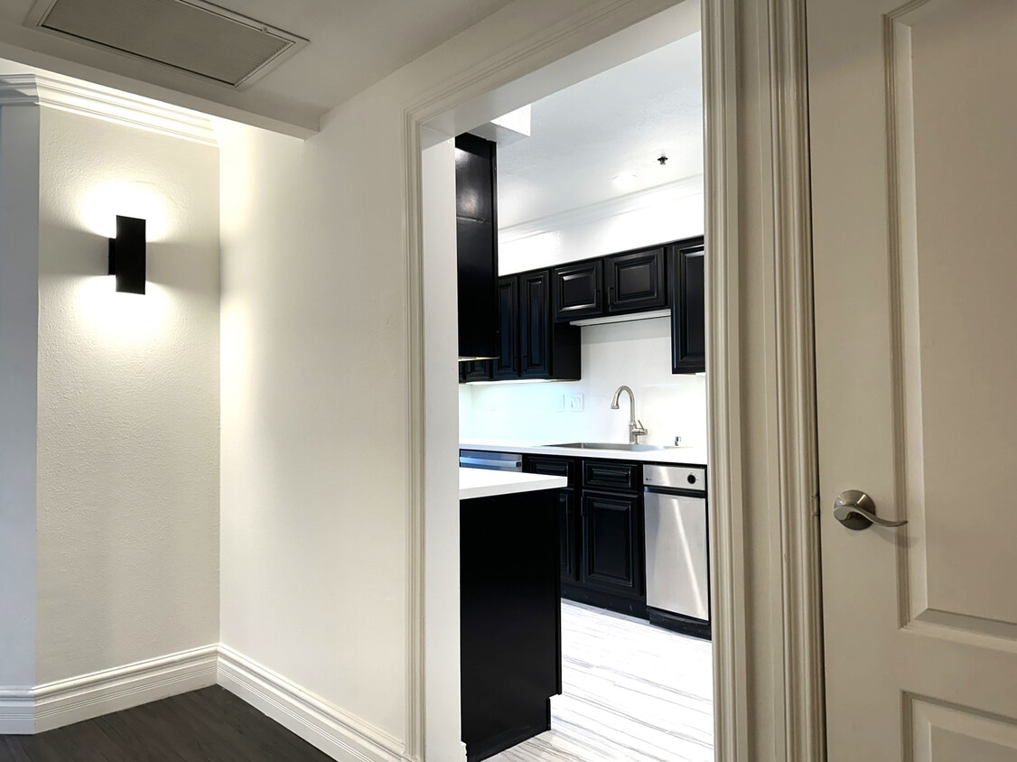 Floor Plan - 3BR/2.5BA