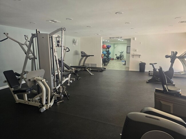 Photo - 1 Bed 1 Bath Close to Lake Murray Unit 55