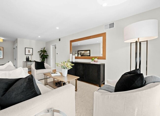 Photo - 266 S Madison Ave