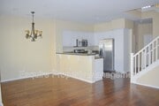 Photo - 313 Harbor Breeze Dr