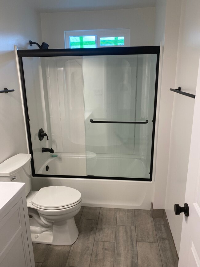 Photo - 17622 Hayes Ave