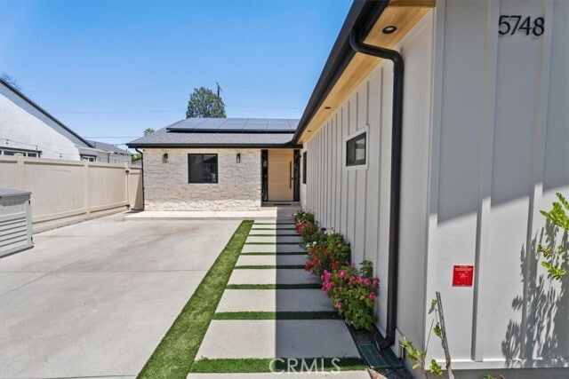 Photo - 5748 Vesper Ave