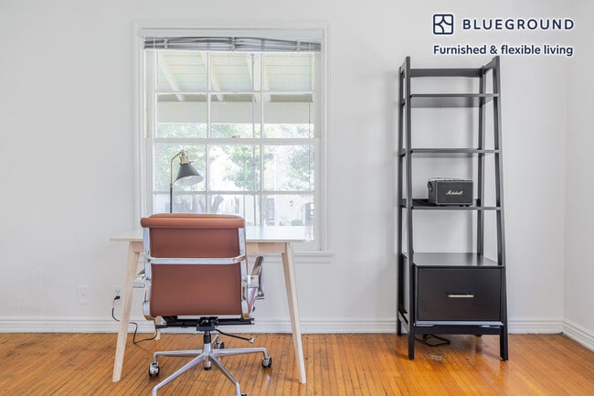 Photo - 136 S Roxbury Dr Unit FL1-ID1422