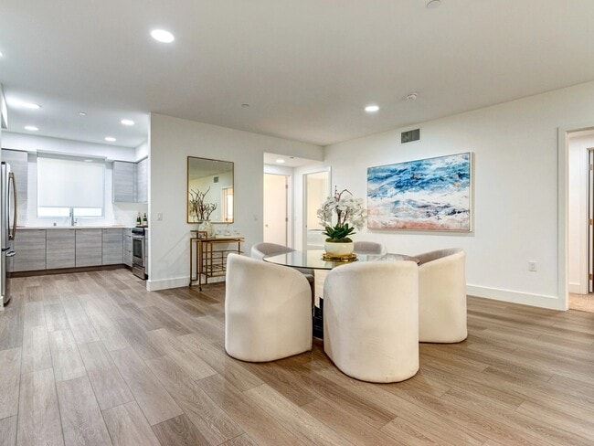 Photo - 1330 Federal Ave Unit 302